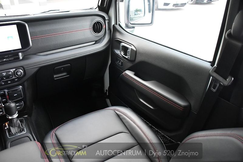 Jeep Wrangler 3.6L AWD RUBICON 4tisKM - fotka 24 z 52
