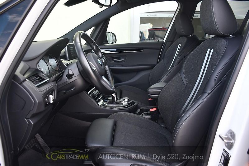 BMW Řada 2 216d GRAN TOURER 1M ČR TAŽNÉ - fotka 10 z 54