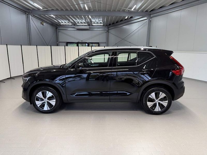 Volvo XC40 (2026) B3 2.0L 163 HP AT7 FWD CORE - fotka 2 z 23