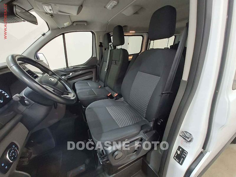 Ford Transit Custom (2021) 2.0TDCi 9míst, Trend, navi - fotka 10 z 13