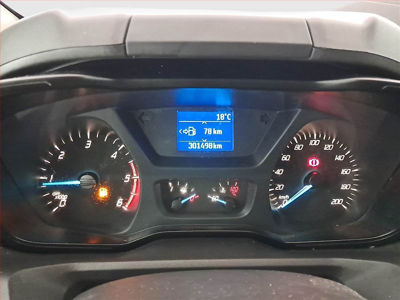 Ford Transit Custom (2015) Trend 2.2 TDCI, Bus, 9Míst, ČR - fotka 11 z 17