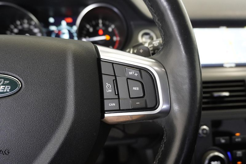 Land Rover Discovery Sport 2.0D 110kW,TAŽNÉ,140 000KM! - fotka 20 z 26