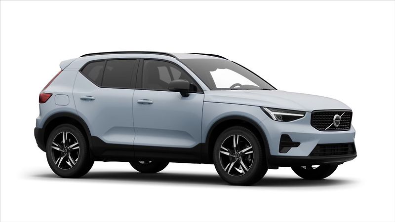 Volvo XC40 (2026) 2,0 B3  Plus - fotka 5 z 9