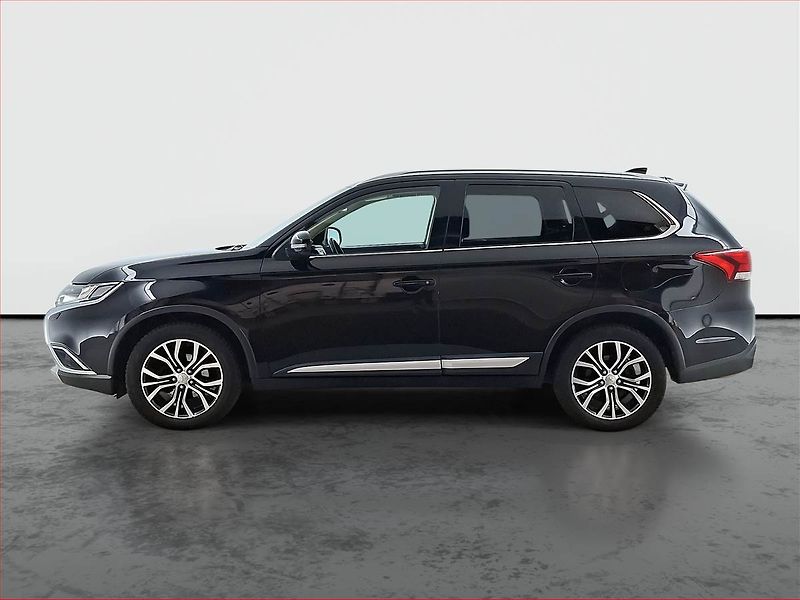 Mitsubishi Outlander (2017) 2.2 DI-D, 4X4, Automat - fotka 3 z 20