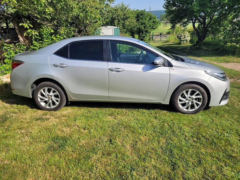 Toyota Corolla (2018) 1.6i, ČR, Trend+ LED, automat - fotka 3 z 11