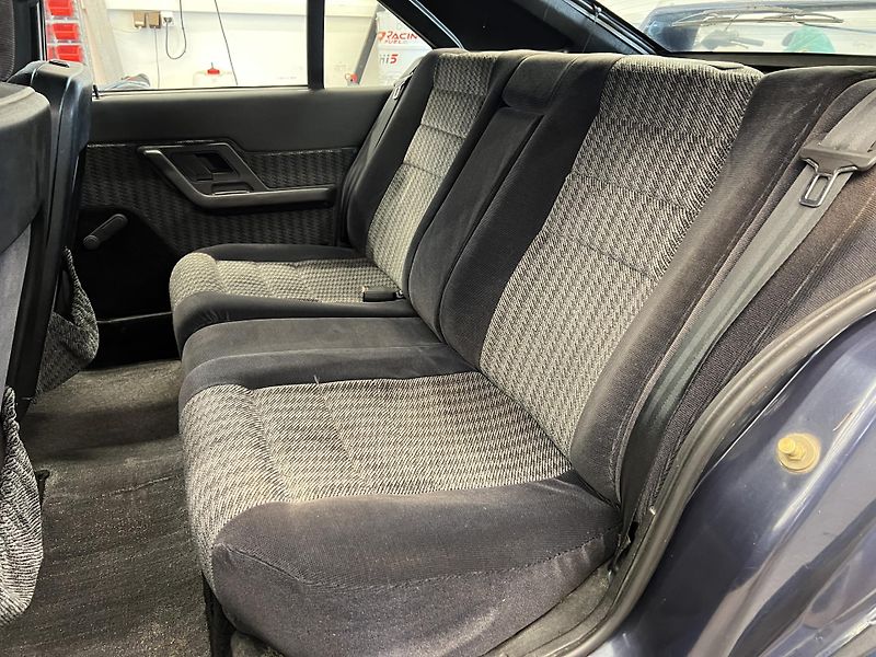 Citroën BX 1.9 GTI 118 kW - fotka 11 z 15
