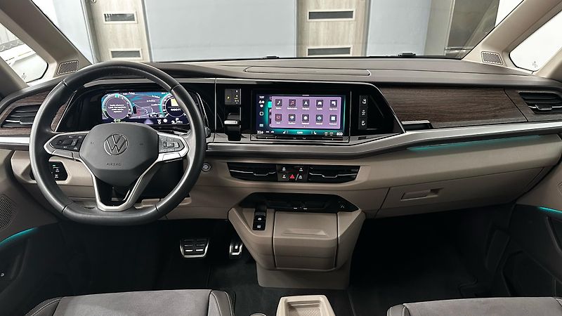 Volkswagen Multivan TAŽNÉ / ZÁRUKA / TOP STAV - fotka 25 z 51