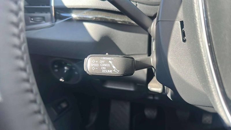 Škoda Karoq Top Selection 1,5 TSI 110kW MT - fotka 12 z 28