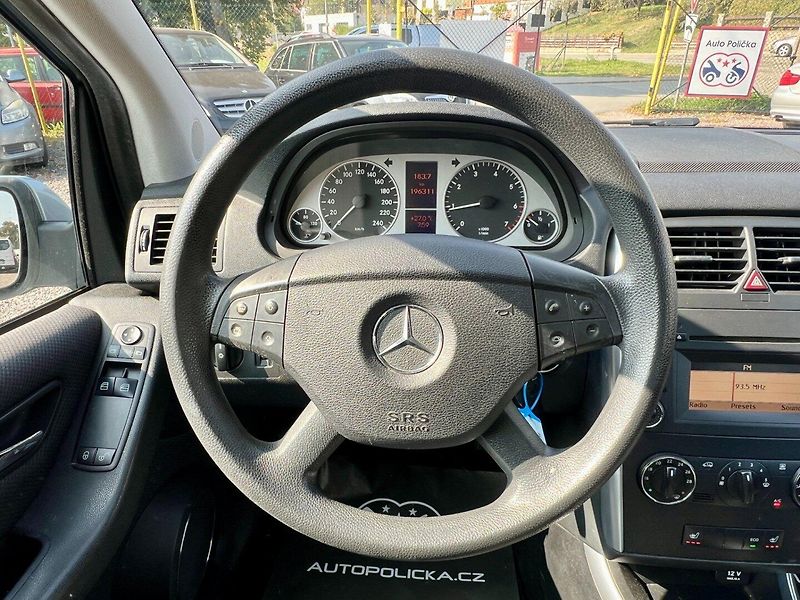 Mercedes-Benz Třídy B (2009) 85 kW Klima,Výhřevy - fotka 14 z 19