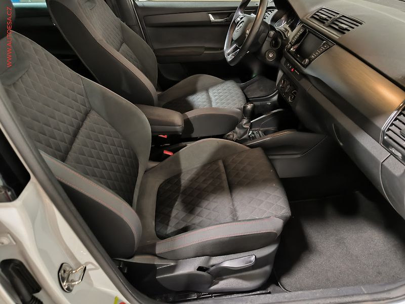 Škoda Fabia (2021) 1.0 TSi, Sport, navi, TZ - fotka 12 z 17