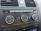 Volkswagen Touran (2013) 2.0 TDi Life 7 Míst Panorama - náhled 26