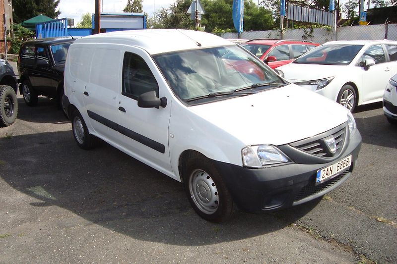 Dacia Logan (2011) 1.5 DCi, Nová STK + ME 8/2028 - fotka 1 z 39