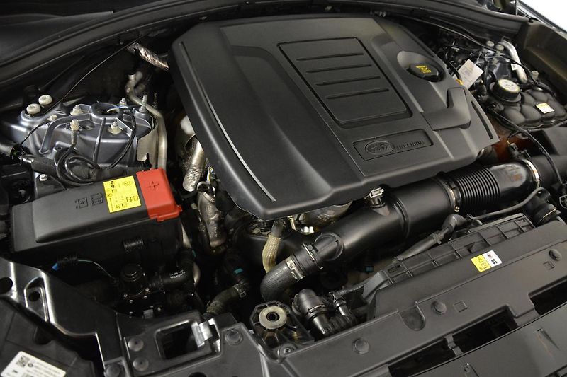 Land Rover Range Rover Velar (2022) P400e Plug in Hybrid 4x4 - fotka 45 z 67