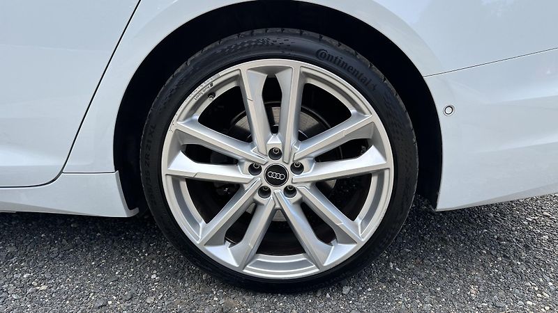 Audi A6 (2020) - fotka 11 z 41