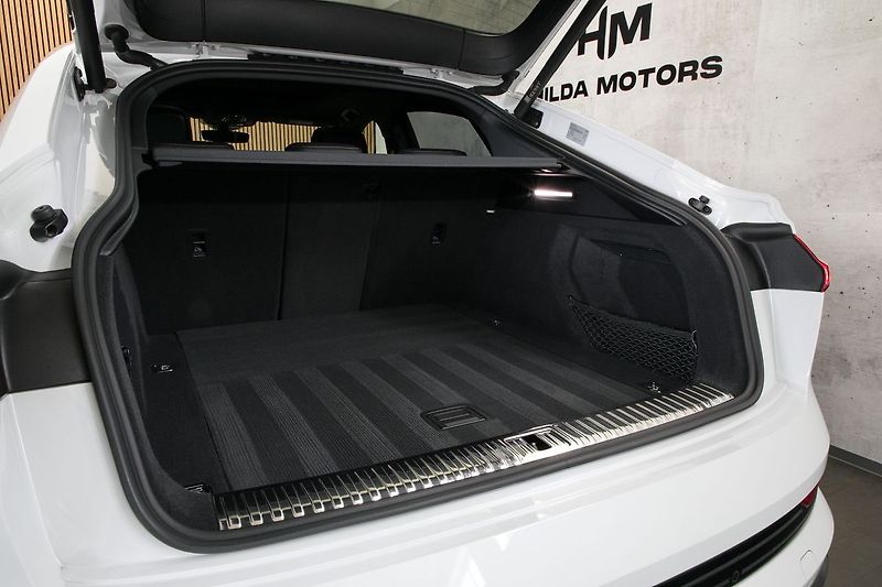 Audi e-tron 55 300kW Sportback Black Edice - fotka 44 z 47