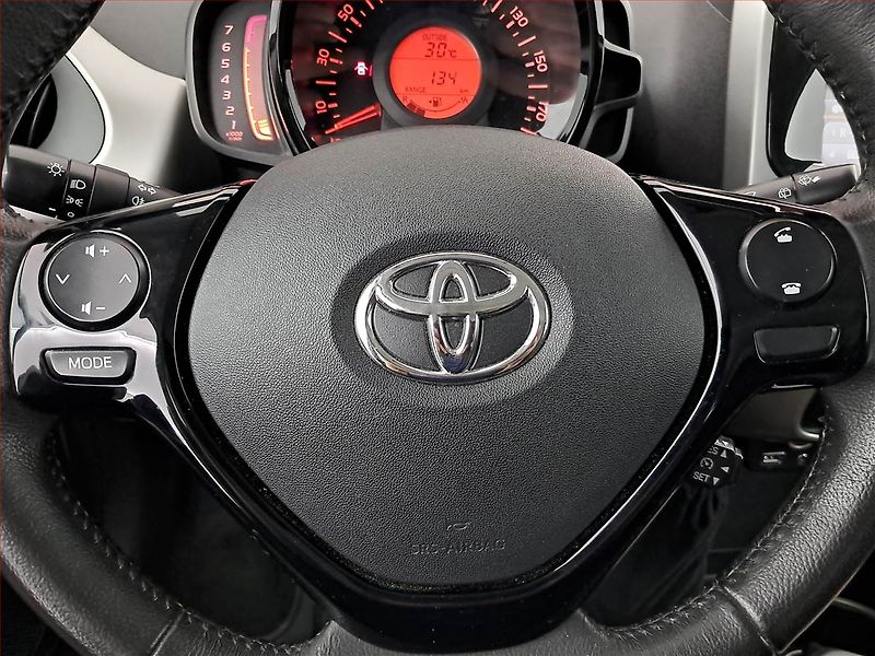 Toyota Aygo (2017) 1.0 VVT-i, Tempomat - fotka 14 z 14