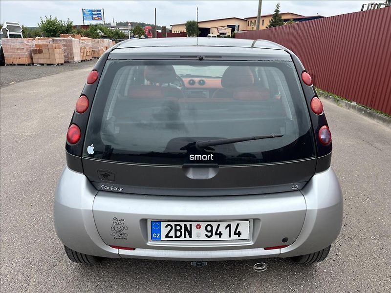 Smart Forfour 1,3 i AUTOMAT PANORAMA KLIMA - fotka 7 z 35