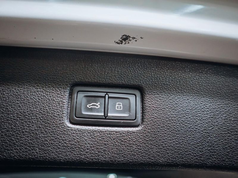 Audi Q7 3.0TDI, Quattro S-line 200kw - fotka 7 z 25