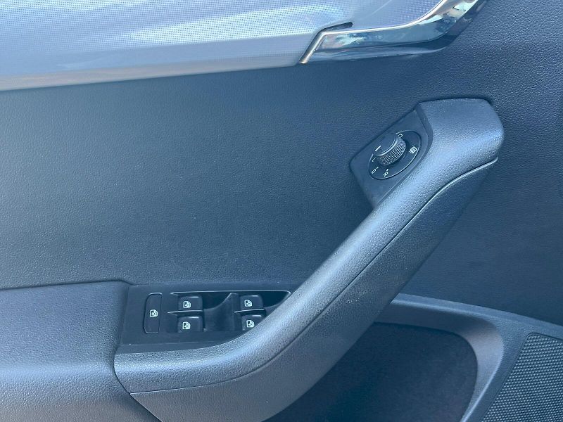 Škoda Octavia (2019) 1.6 TDI 81kW Ambition Combi - fotka 6 z 24