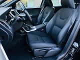 Volvo XC60 2.0D 5VÁLEC AUT TAŽNÉ VÝHŘEV - náhled 35
