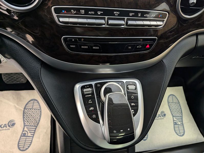 Mercedes-Benz Třídy V V250 4M EXCLUSIVE - fotka 18 z 36