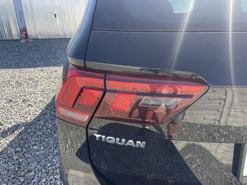 Volkswagen Tiguan 2.0TDi 150PS 4x4 DSG 179TKM 1A - fotka 35 z 131