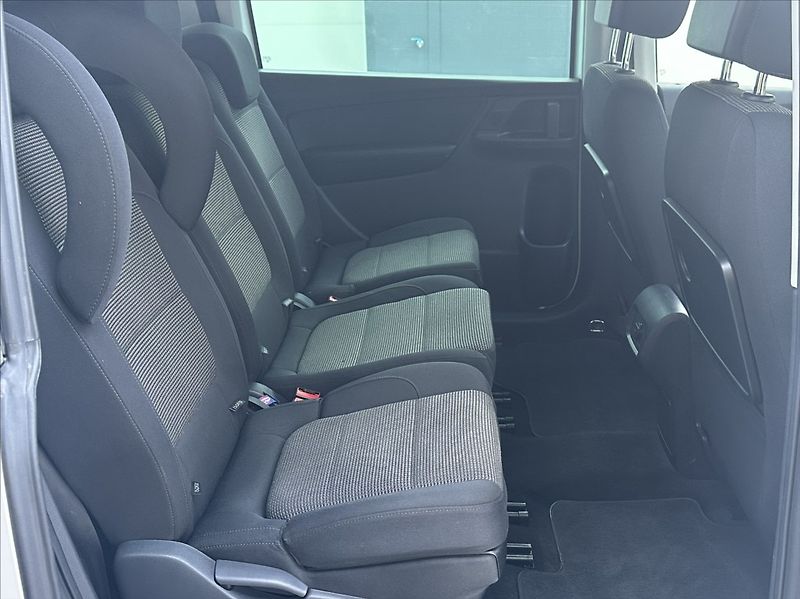 Volkswagen Sharan 2,0 TDI 140PS  Comfortline DSG - fotka 18 z 48