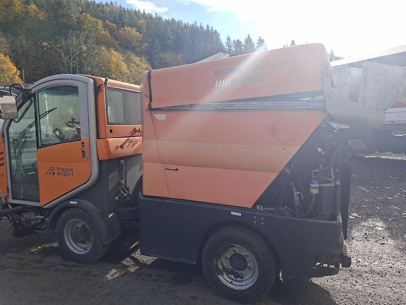 Ostatní (2010) BUCHER CITYCAT 2020 MOTOR ND - fotka 4 z 10