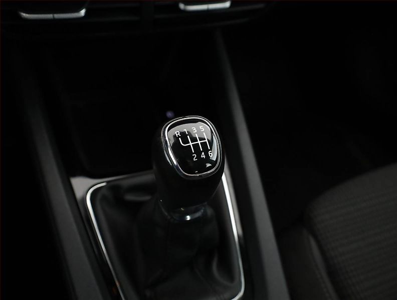 Škoda Octavia (2020) 1.5 TSI, Navi, Tempomat - fotka 12 z 19