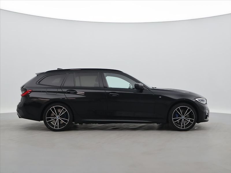 BMW Řada 3 2,0 330e xDrive M-Paket Laser - fotka 8 z 40