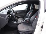 Mercedes-Benz Třídy A 1,6 200 115kW Sport - náhled 11
