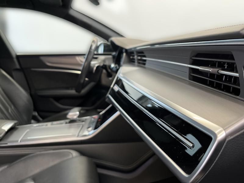 Audi S7 3.0 TDI quattro Black - fotka 17 z 23