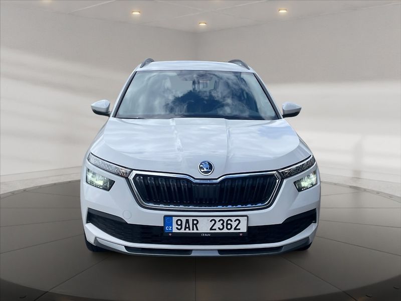 Škoda Kamiq 1,5 TSI 110 Ambition - fotka 2 z 11