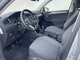 Volkswagen Tiguan (2021) LIFE 1,5TSI 150k - náhled 21