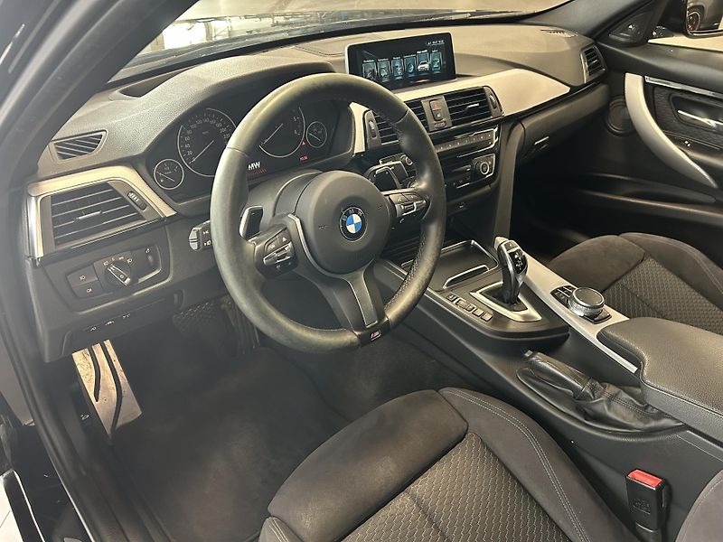 BMW Řada 3 (2017) 320d xDrive M SPORT HUD LED - fotka 6 z 29