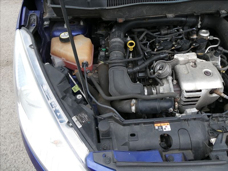 Ford B-MAX 1,0 EcoBoost 74kW,2xkola,servi - fotka 31 z 47