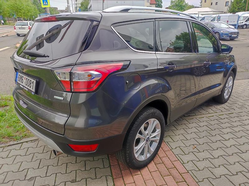 Ford Kuga (2018) 1.5 EB 110kW ČR,1 MAJ - fotka 4 z 26