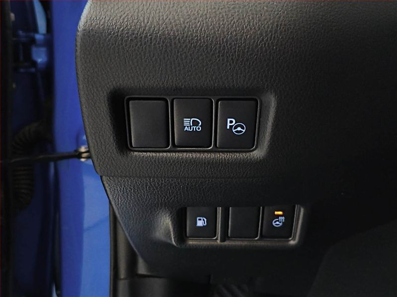 Toyota C-HR (2017) 1.8 Hybrid, Automat - fotka 21 z 21