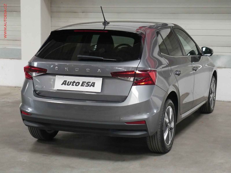 Škoda Fabia (2023) 1.0 TSi, ČR, servis.kniha - fotka 6 z 20