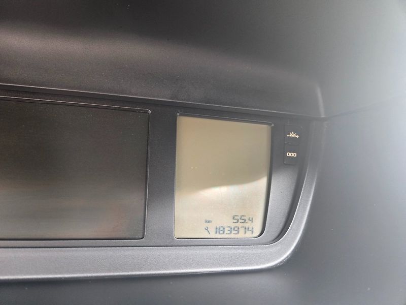 Citroën Grand C4 Picasso (2013) 1.6 HDI 7 míst, rozvody - fotka 15 z 31