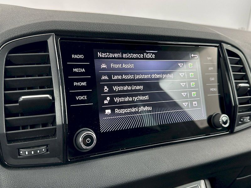 Škoda Karoq (2024) DSG 1.5TSI 110kW Selection Fre - fotka 12 z 31