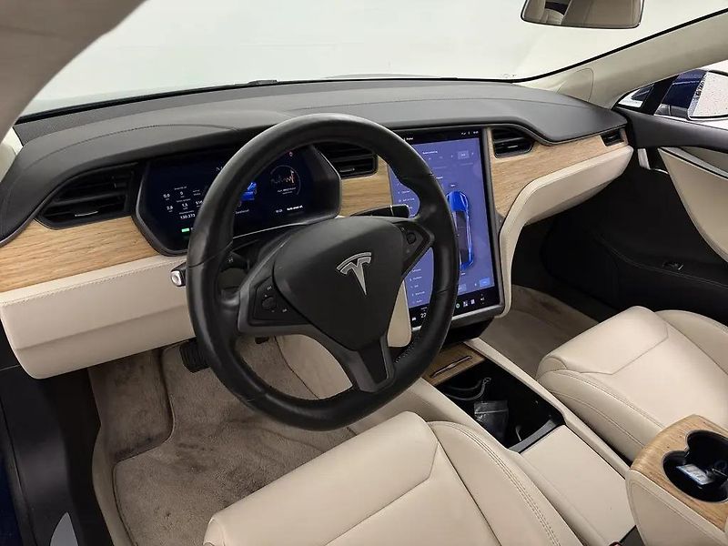Tesla Model S 100D AWD 386kW SOH 88% - fotka 3 z 15