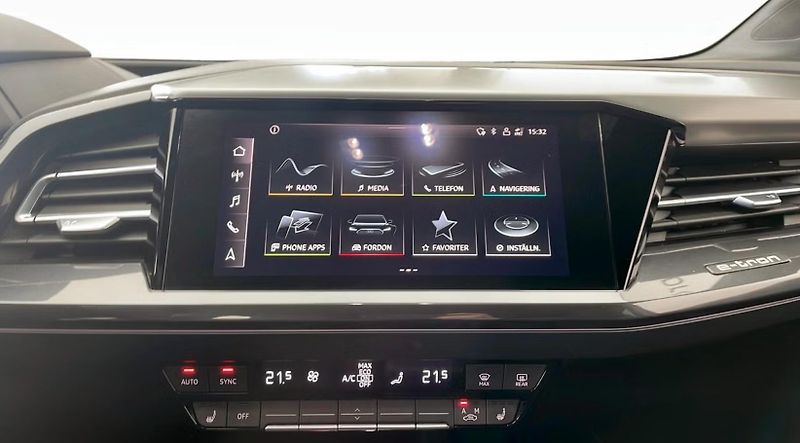 Audi Q4 40 e-tron Auto. Parkování BLIS - fotka 9 z 12