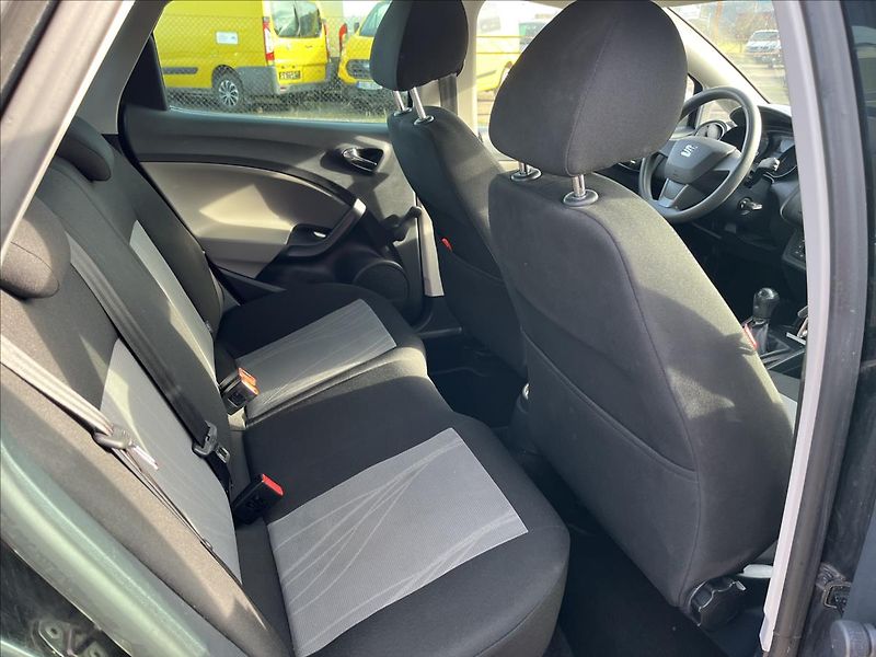 Seat Ibiza 1.2 TSi 63KW KLIMA SERVIS STK - fotka 12 z 34
