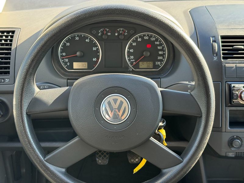 Volkswagen Polo (2003) Highline 1.4i 55kW - fotka 16 z 32