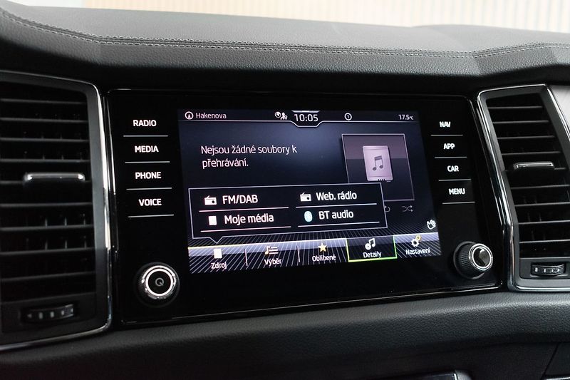 Škoda Kodiaq 2.0 TDI 110 DSG*TAŽNÉ*WEBASTO* - fotka 26 z 44