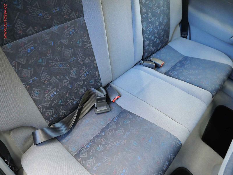 Škoda Felicia (2000) 1.3 i, 1.maj,ČR, servis.kniha - fotka 12 z 17