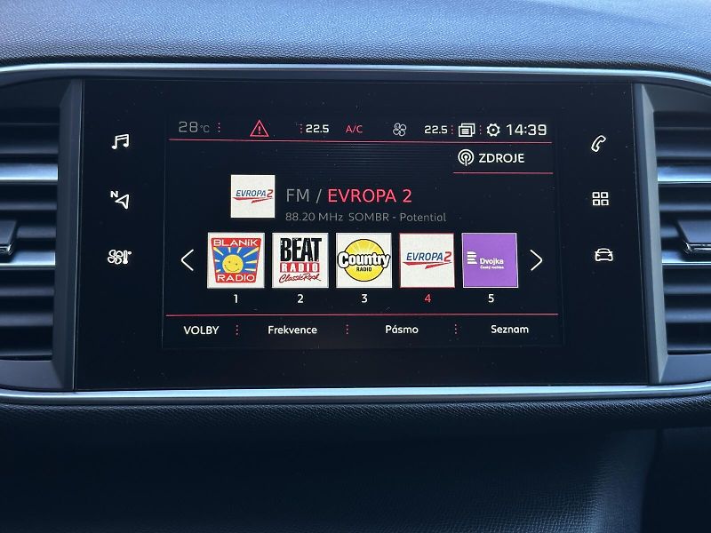 Peugeot 308 308 GTi 272PS NAVI Soundsystem - fotka 23 z 43