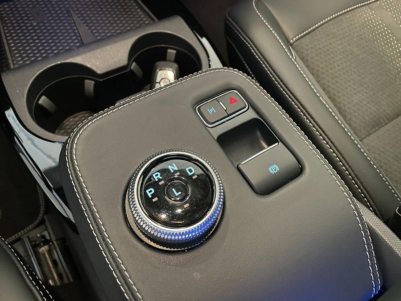 Ford Mustang Mach-E (2025) GT 91kWh 442kW/600k AWD - fotka 16 z 30