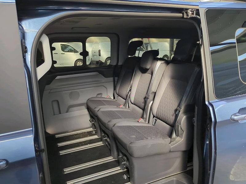 Ford Tourneo Custom (2024) L2 TITANIUM 2xŠOUPKY WINTER PK - fotka 7 z 11